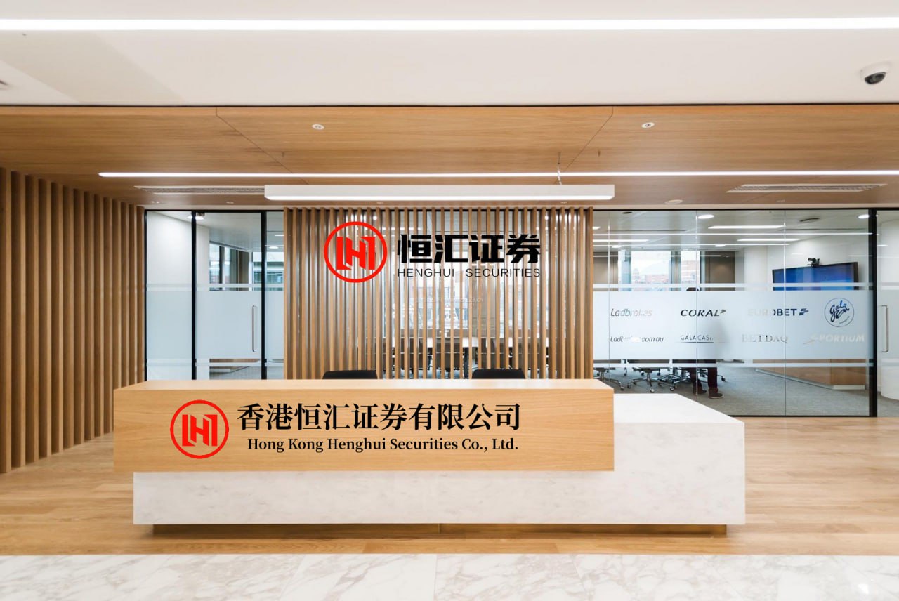 红和古 1955年授衔，三位元帅主动“让衔”，毛泽东一句话道破天机